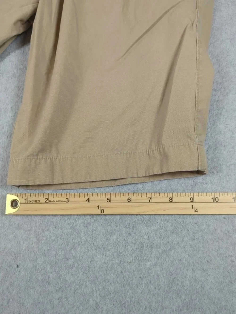 J Crew Shorts Mens 33 (Actual 32) Tan Rivington Flat Front chino Pockets Casual